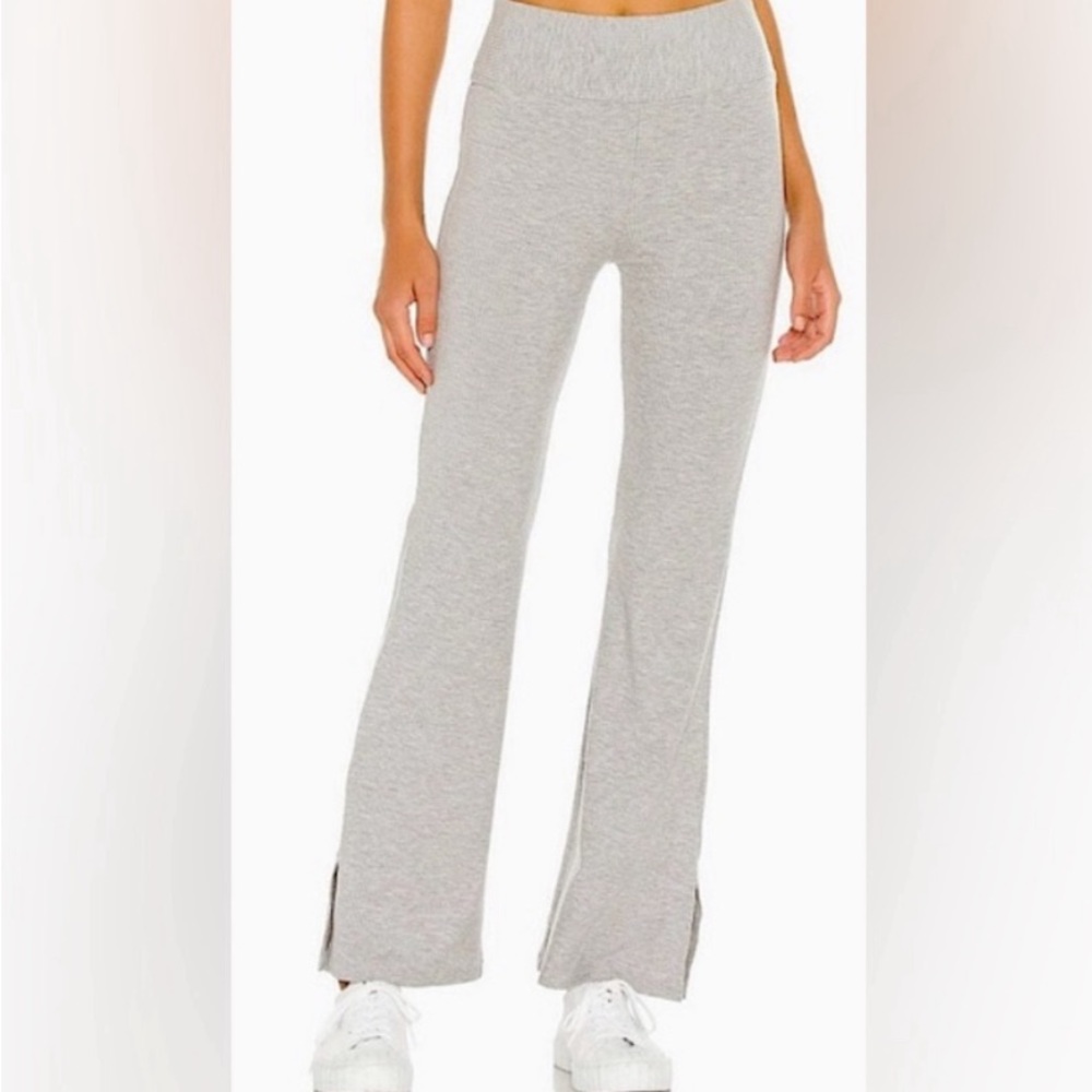 Year Of Ours Heather Grey Ribbed Side-Split “Flight Pants”. Women’s Size Small.